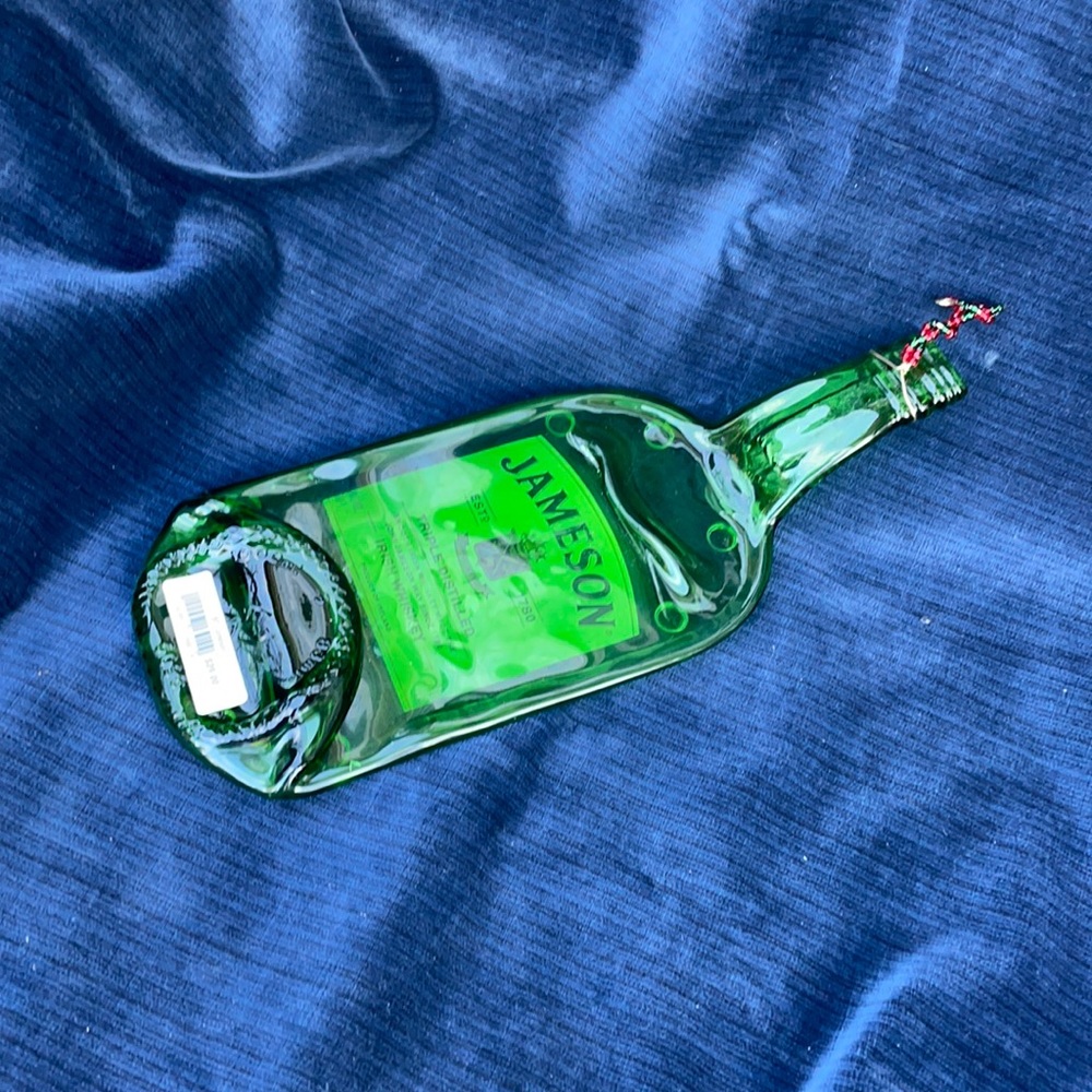 Cheese plate, glass 11x5”